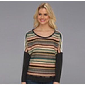 Lucy Love Belgium sweater hi-lo light thin pattern crochet sweater